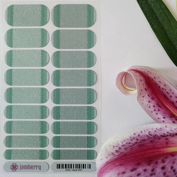 Oasis Sparkle Nail Wraps - Picture 2 of 2